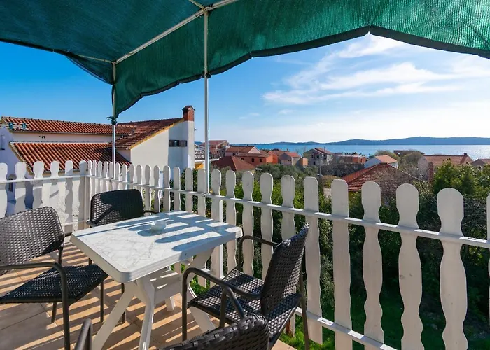 14773b Бибинье